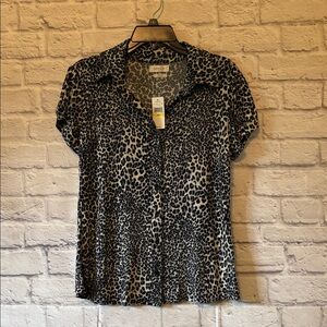 Van Heusen SS Button Up